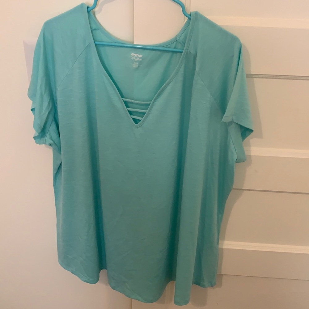 avenue teal shirt